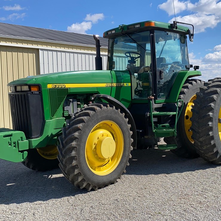 1998 JOHN DEERE 8300