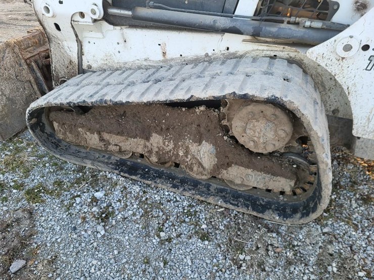 2017-bobcat-t630-image-14