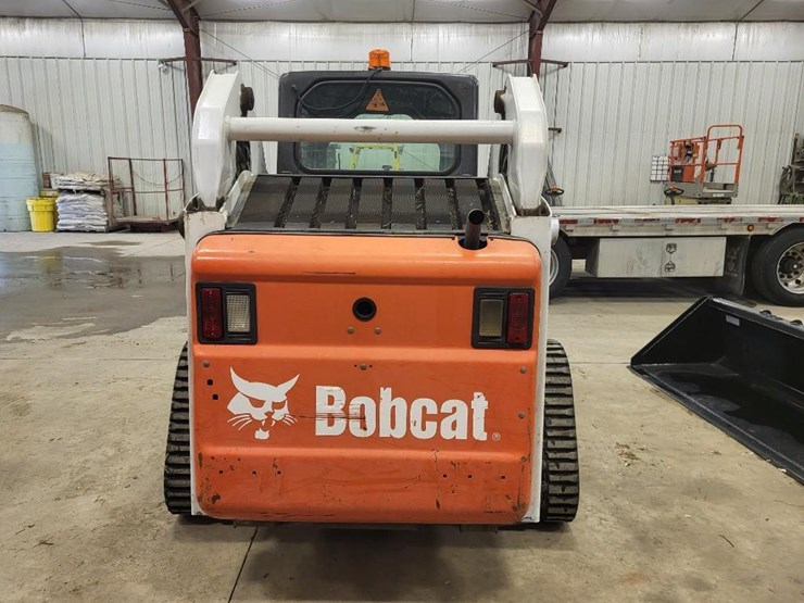 2012-bobcat-t190-image-4