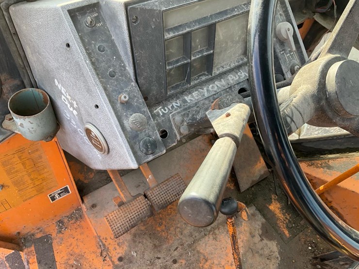 1982-case-580d-image-89