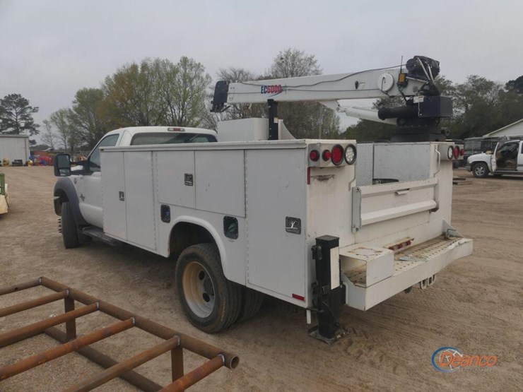 2012-ford-f550-xl-image-4