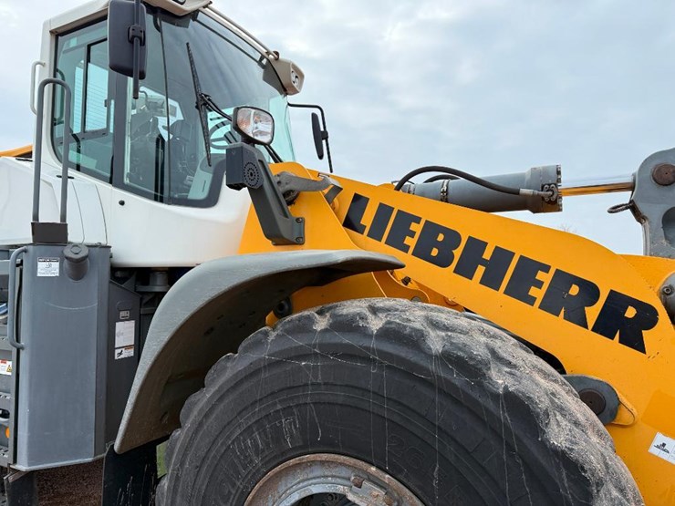 liebherr-l566-image-37