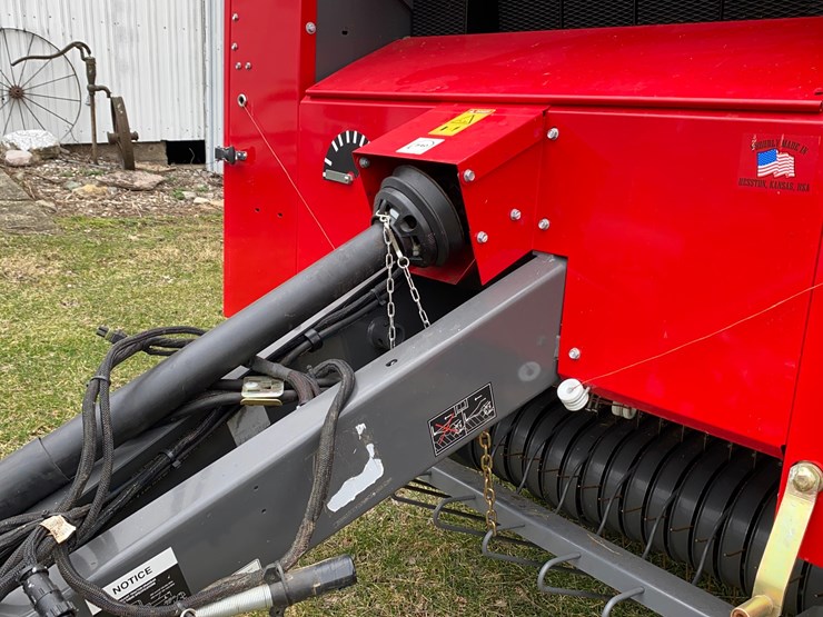 2024-massey-ferguson-1745d-image-7