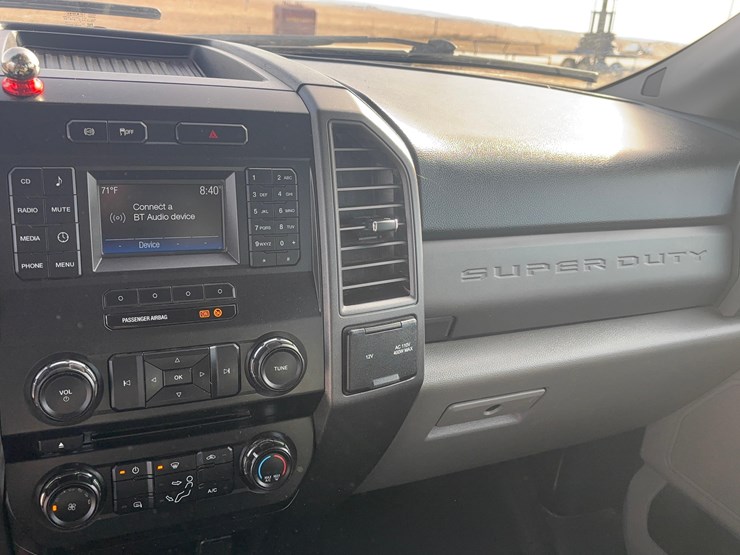 2017-ford-f550-image-12