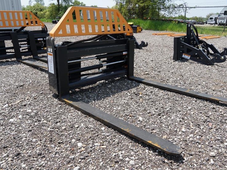 #1181-•-new!-wolverine-pallet-fork-hydraulic-adjustable-image-1