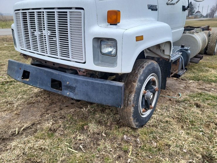 1991-gmc-kodiak-c6h042-single-axle-truck---blown-engine-image-14