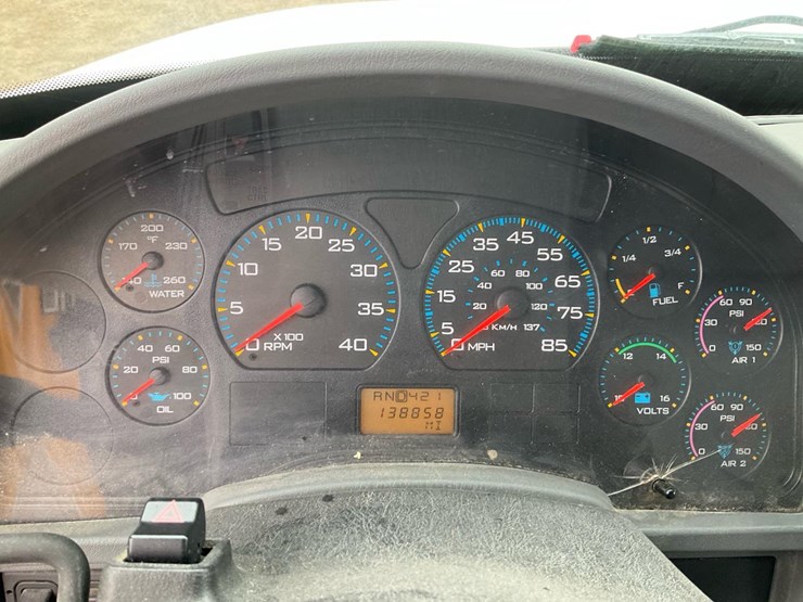 2005-international-durastar-4300-image-103