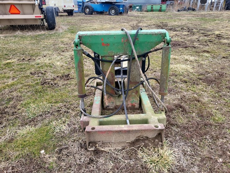 push-blade-tractor-bracket-mount-image-2