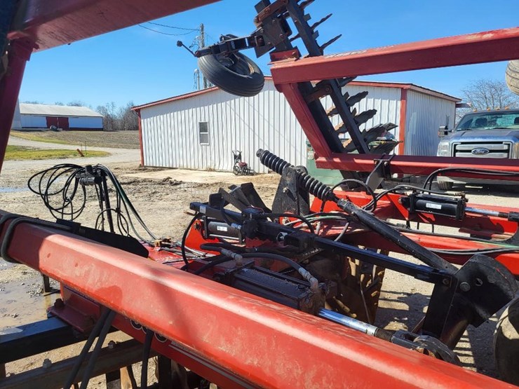 case-ih-true-tandem-330-turbo-image-28