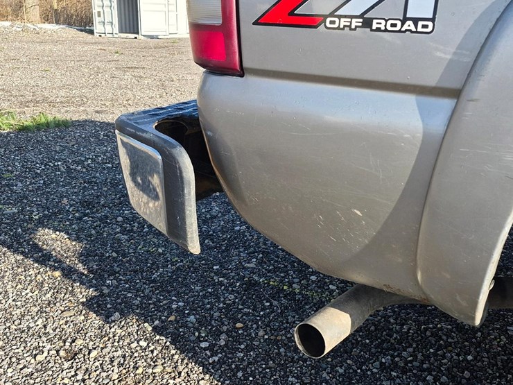 2002-chevrolet-1500-image-20