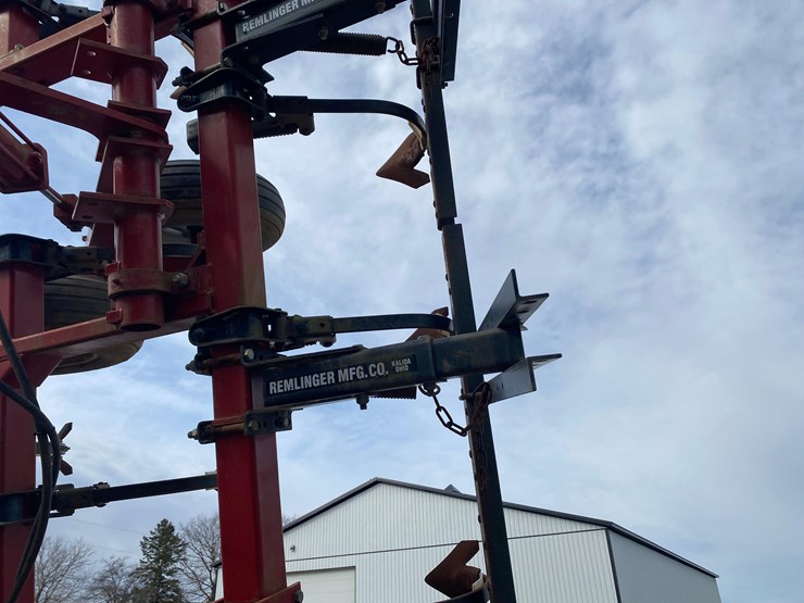 case-ih-4300-image-42