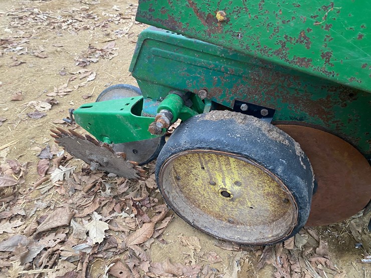 john-deere-7000-image-8