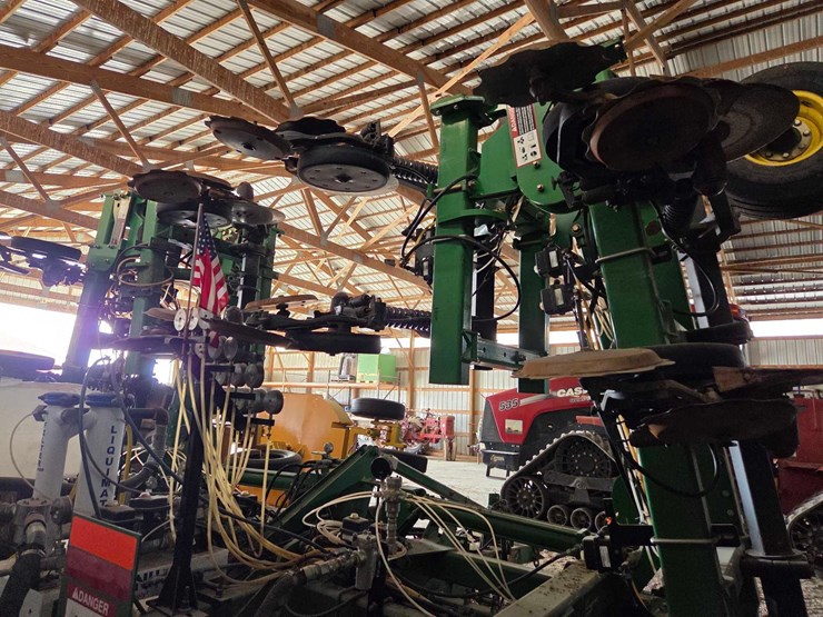 john-deere-2510l-image-43