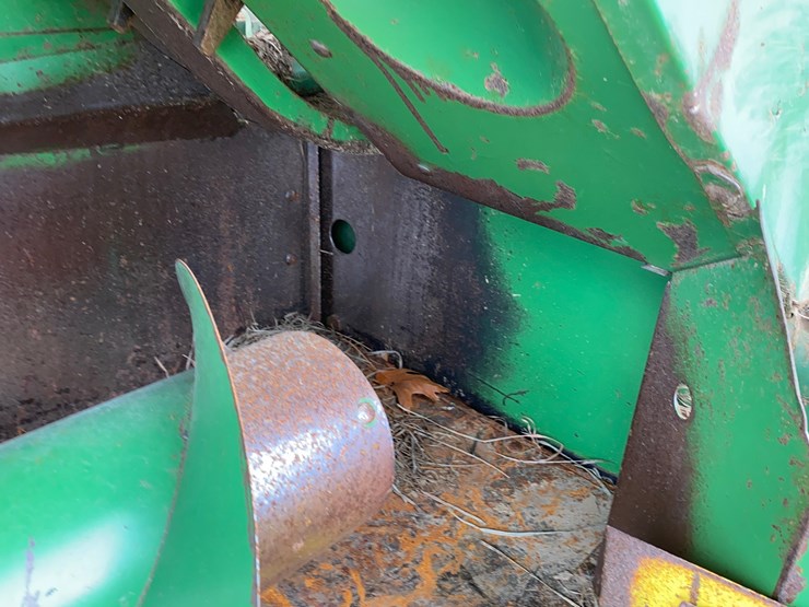 john-deere-337-image-26