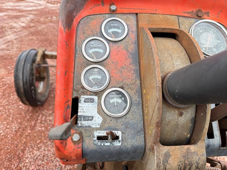 massey-ferguson-180-image-34