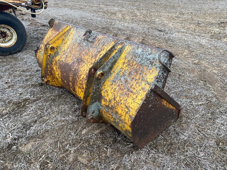 case-loader-bucket-image-3