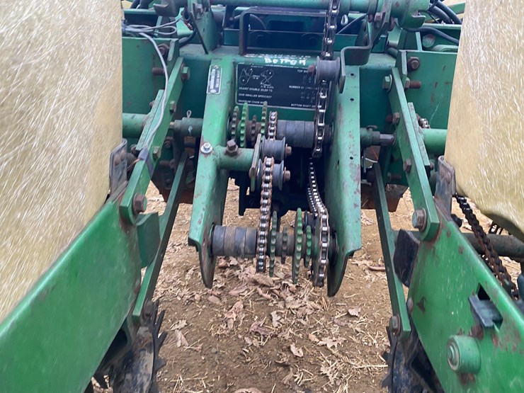 john-deere-7000-image-31