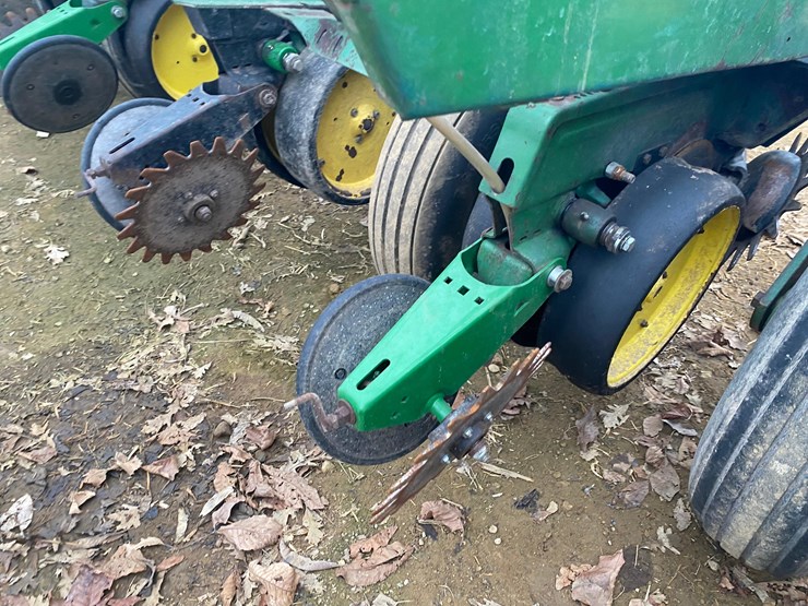 john-deere-7000-image-23