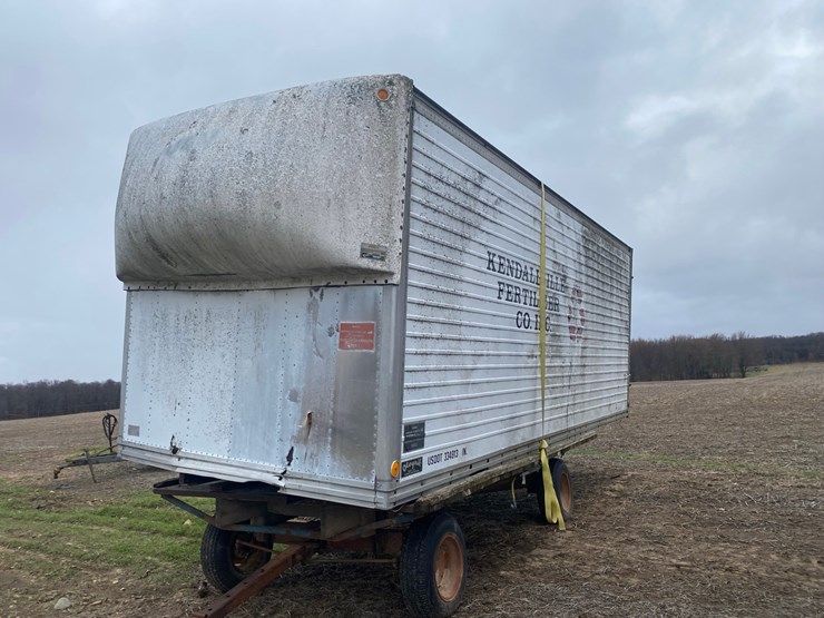 van-bed-for-storage-wagon-gear-not-included-image-2