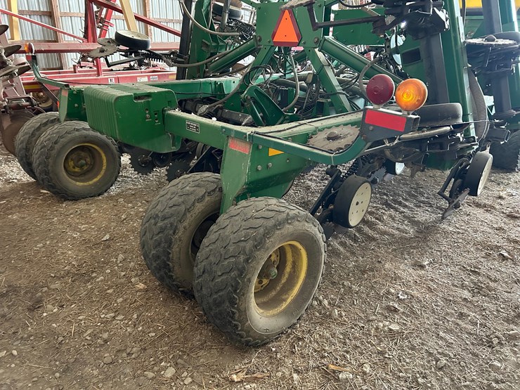 john-deere-1900-image-70