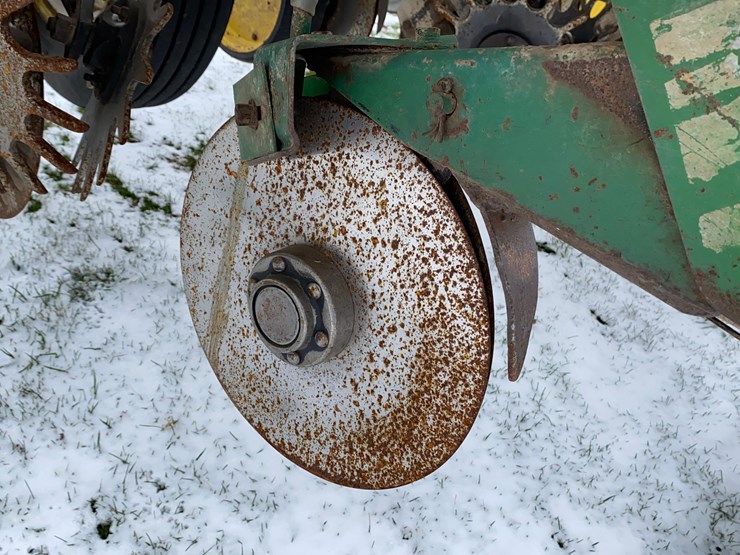 john-deere-7000-image-43