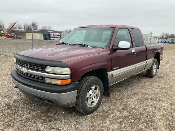 1999-chevrolet-k1500-image-1