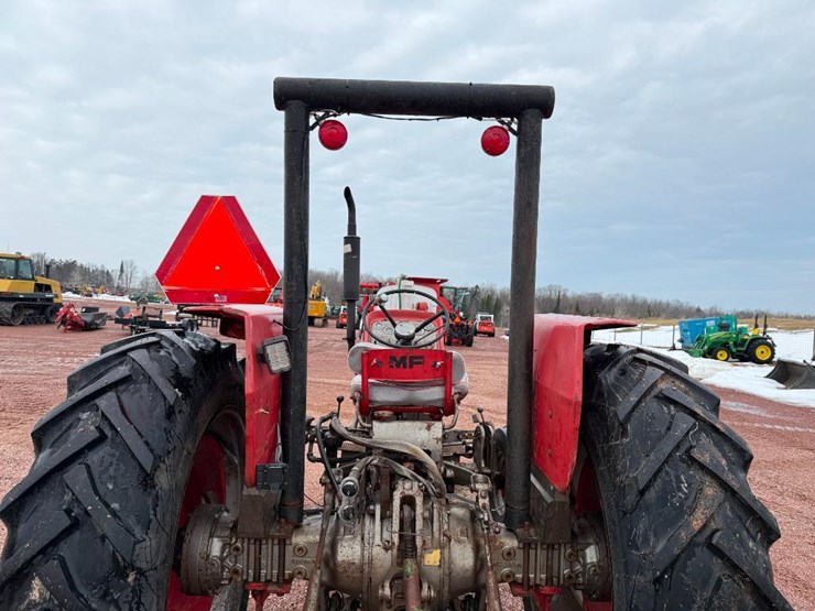 massey-ferguson-165-image-21