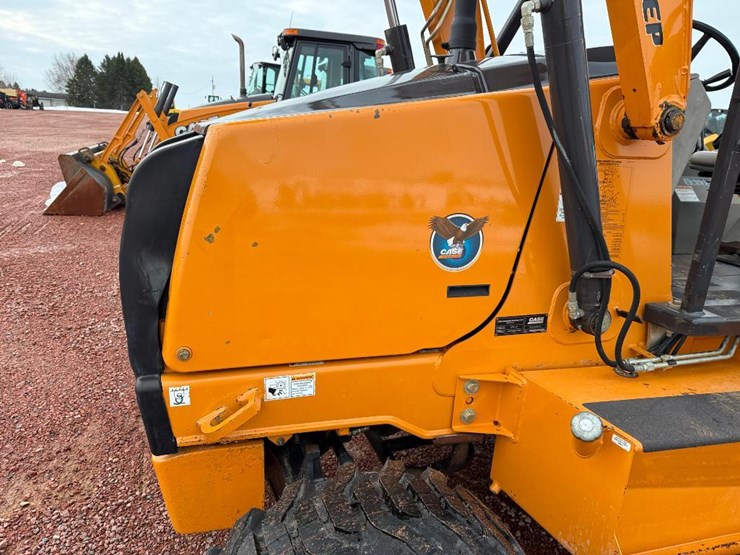 case-570n-xt-image-39