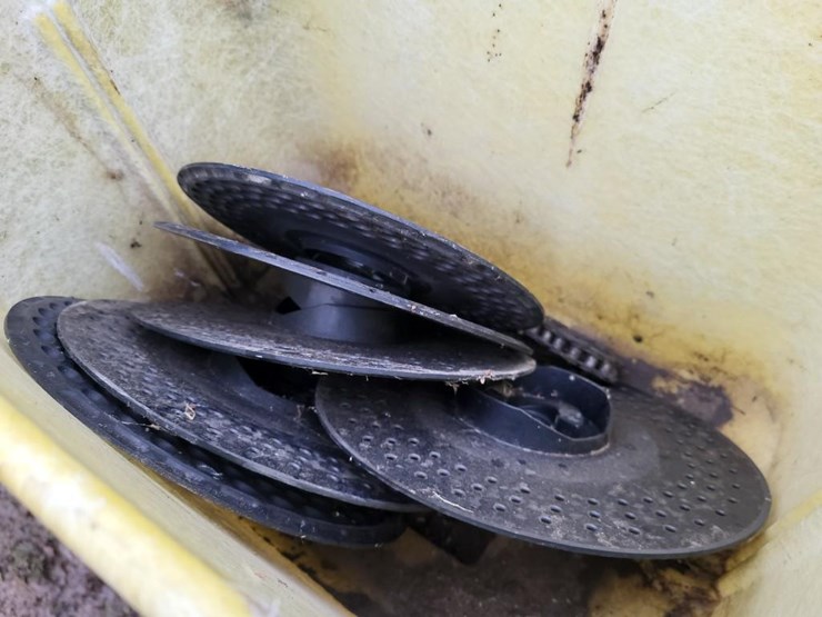 john-deere-7240-image-33