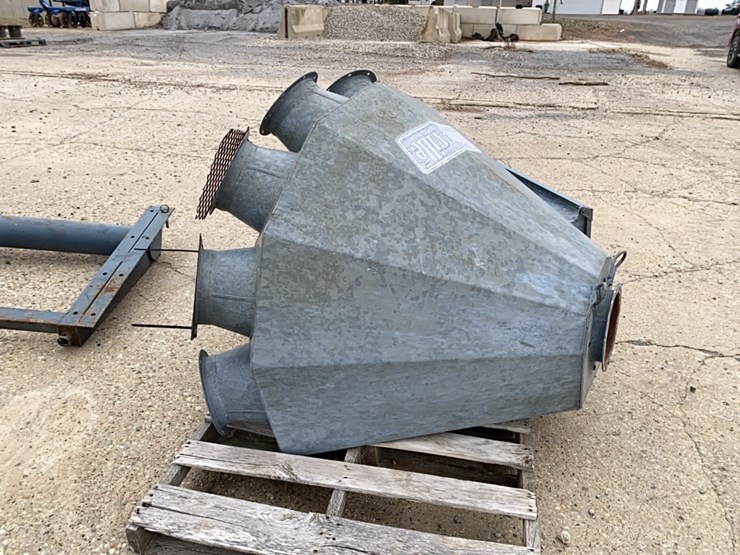 honeyville-grain-leg-distributor-image-4