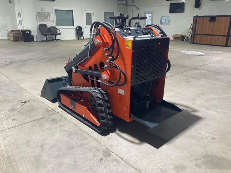 #1001-•-new-ats-t460-mini-skid-steer-image-2