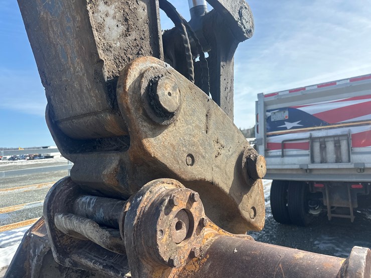 deere-350g-lc-image-36