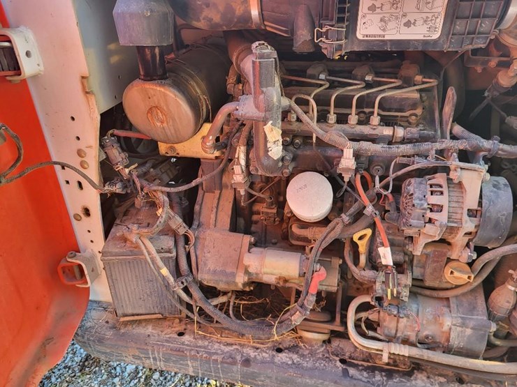 2017-bobcat-t630-image-21