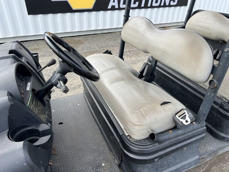 2015-club-car-carryall-1700-image-18