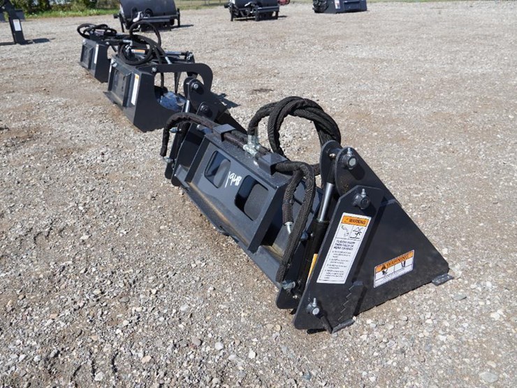 #1159-•-new-mini-skid-steer-wolverine-combination-bucket-attachment-image-4