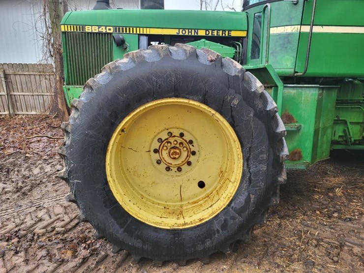 john-deere-8640-image-13