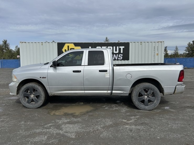 2013-dodge-1500-image-2