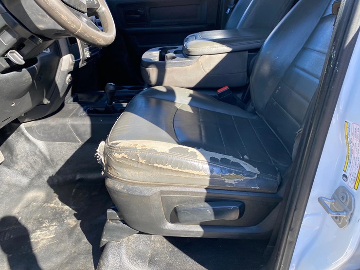 2018-dodge-2500-image-42