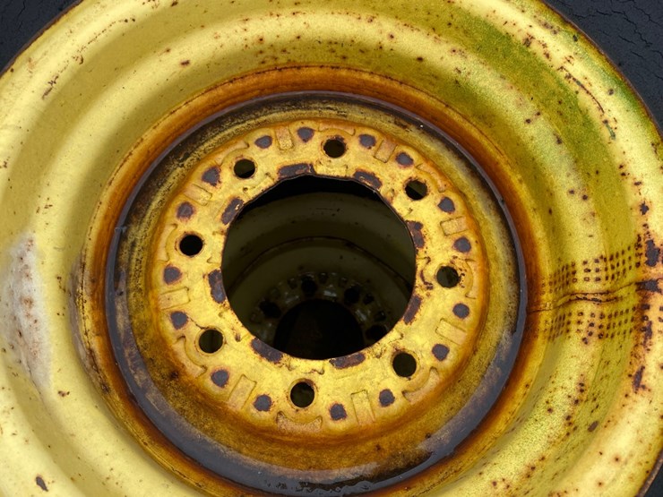 2---8-bolt-big-center-rims-with-14l---16.1-sl-tires-image-2