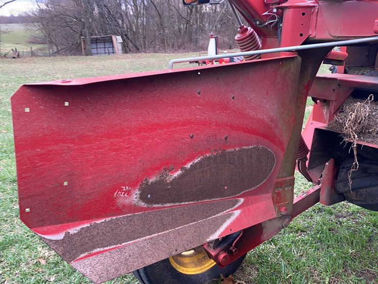 new-holland-h7450-image-15