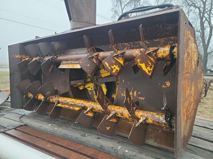 lorenze-double-auger-snowblower-image-17