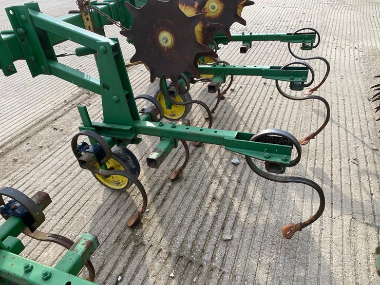 john-deere-825-image-15