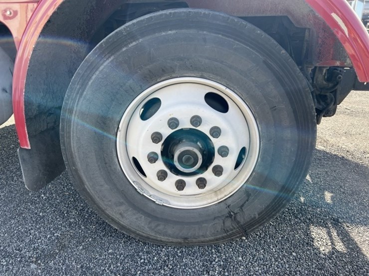 1998-peterbilt-357-image-30