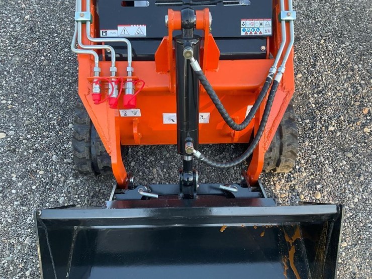 #1015-•-landhero-ldh-t460-mini-skid-steer-image-7