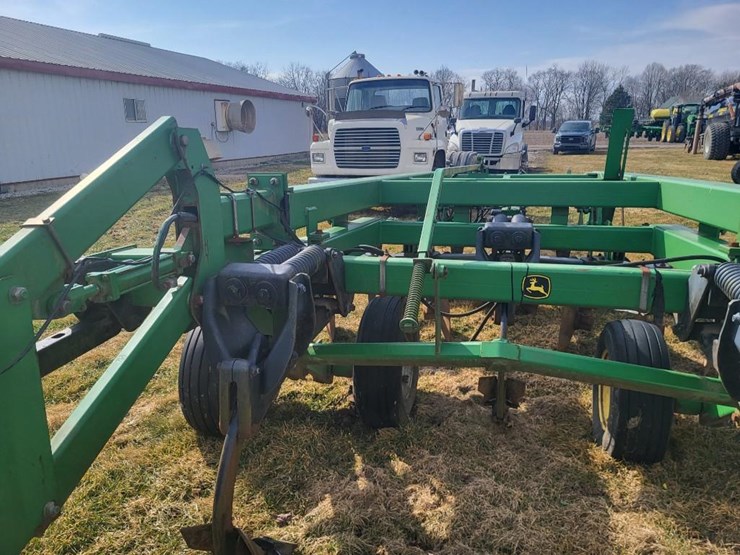 john-deere-2700-image-26