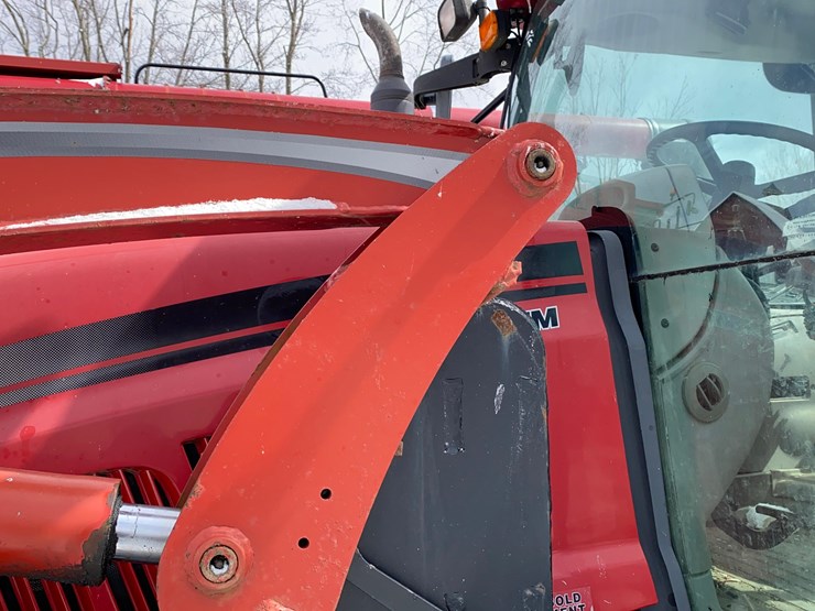 case-ih-125-image-42