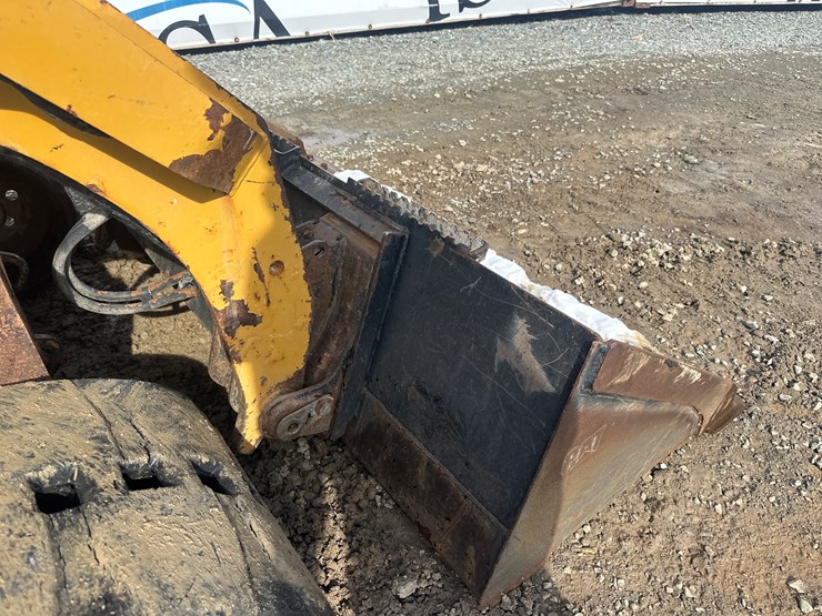 caterpillar-279d-image-12