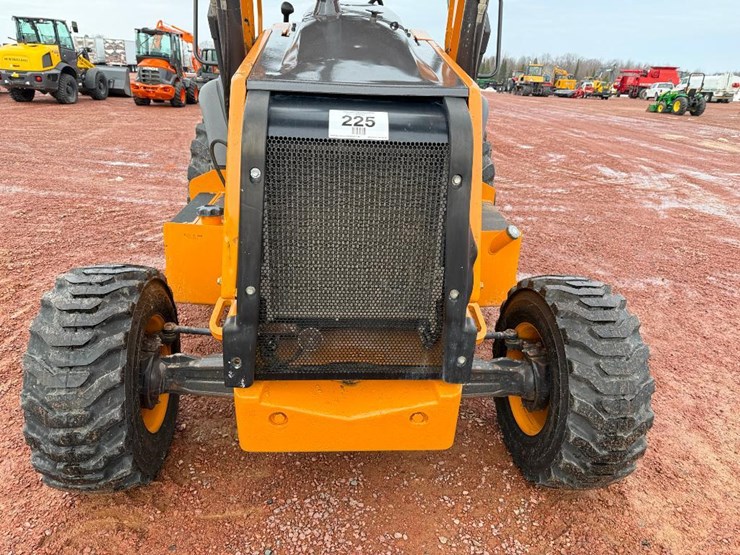 case-570n-xt-image-40