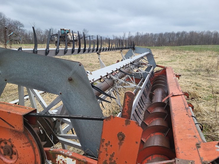 massey-ferguson-750-image-122