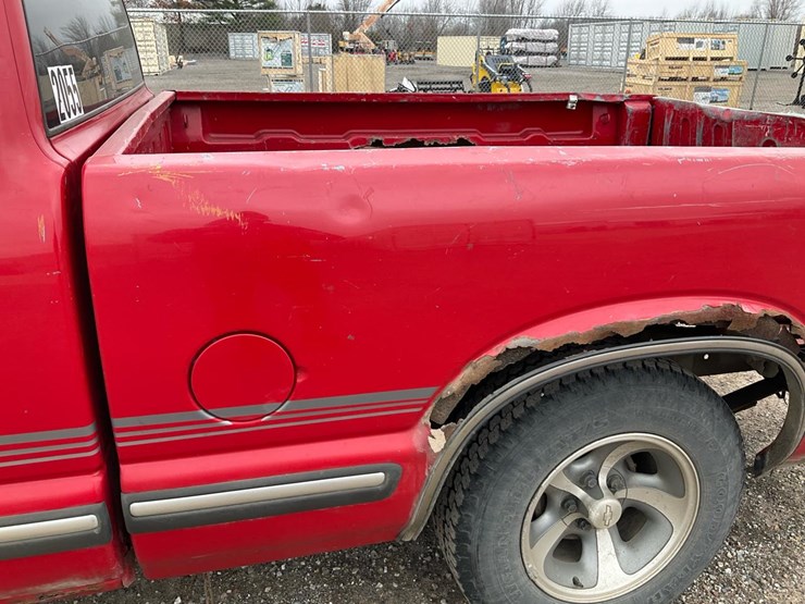 2000-chevrolet-s10-image-20